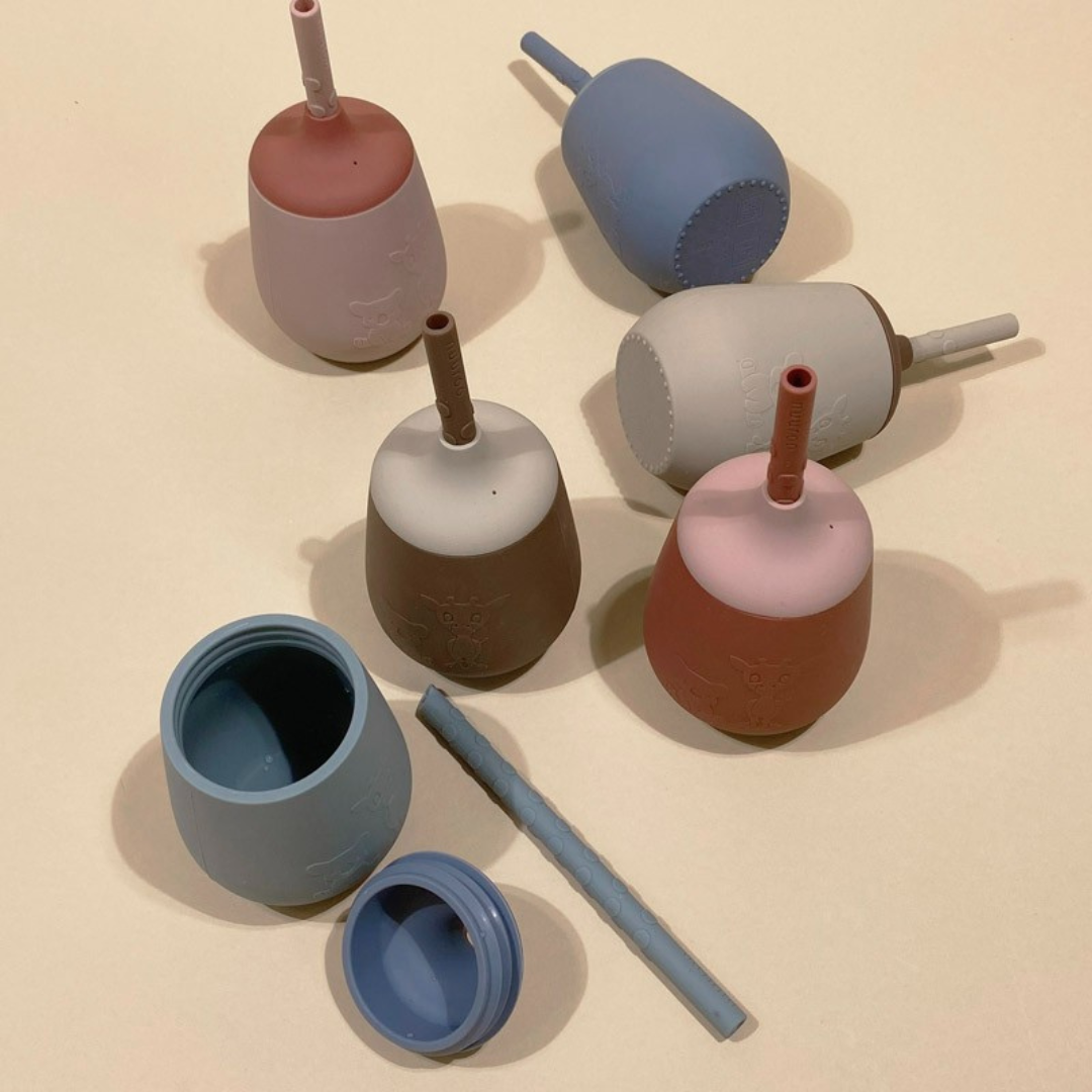 Vaso de Silicona con Bombilla Adita - Rosa Madera | Nuuroo