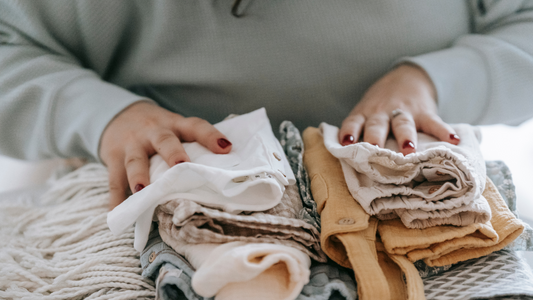 Así deberías lavar la ropa de tu bebé