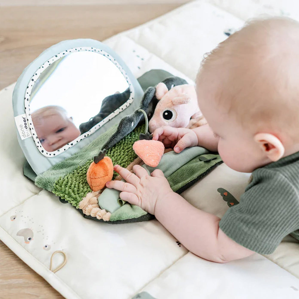 Espejo Sensorial para Tummy Time - Tiny Farm | Done by deer