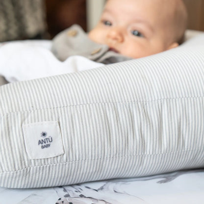 Cojín de Lactancia - Rayas Gris | Antü Baby