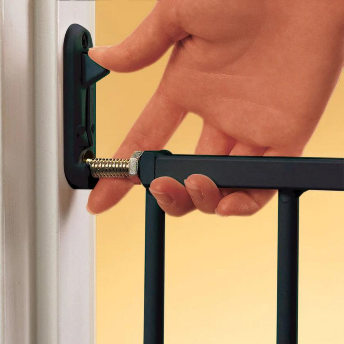 Puerta de Seguridad para Escalera (63 - 108 cm) - Negro | KidCo