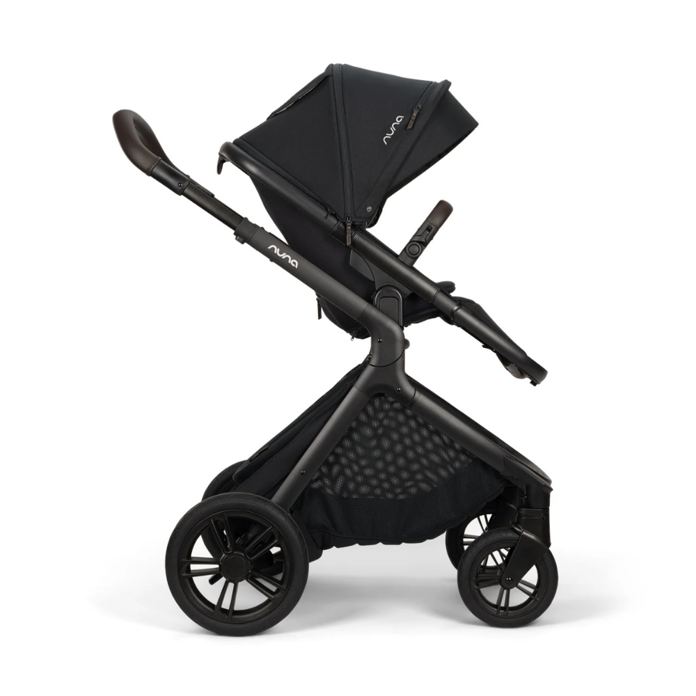 Coche de Paseo Demi™ Icon-Caviar | Nuna