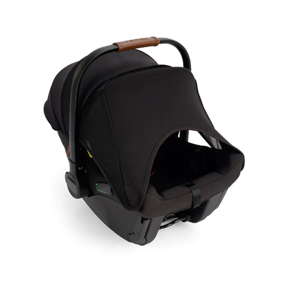 Silla de Auto Nido New Pipa™ Urbn Caviar | Nuna