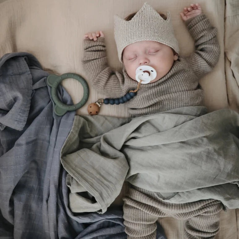 Manta Swaddle de Muselina de Algodón Orgánico - Belgian Grey | Mushie