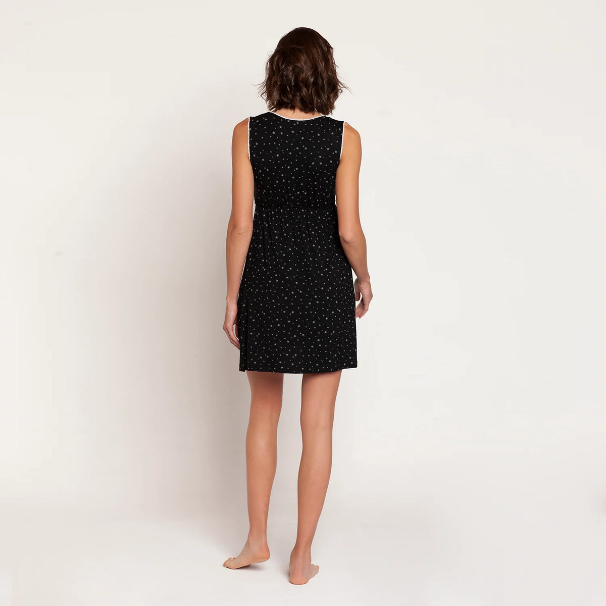 Camisa de Dormir y de Lactancia con Peto - Negro Estrellas | Nala Maternity