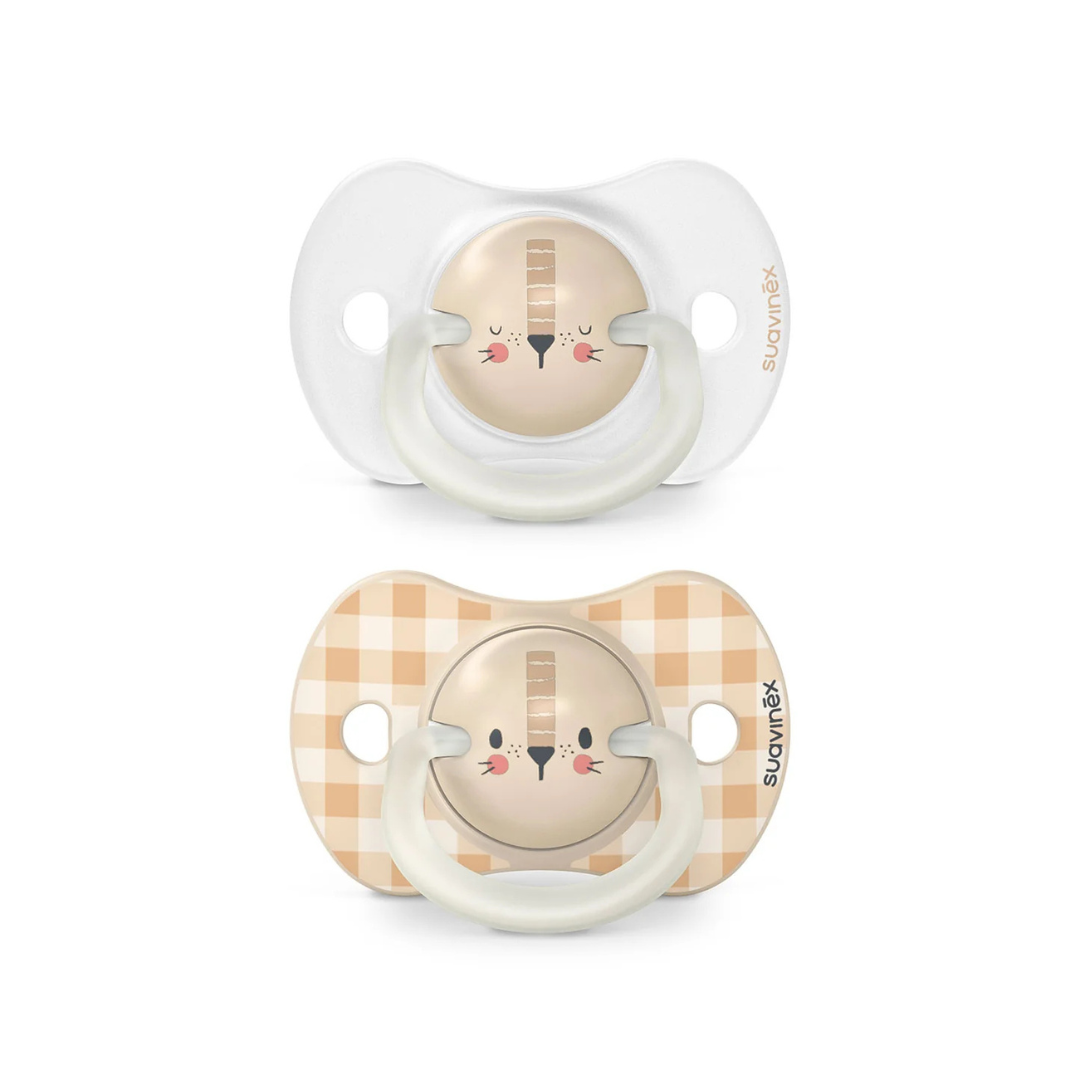 Pack de 2 Chupetes Fisiológicos Nocturnos León - Beige | Suavinex