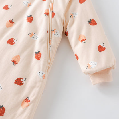 Saco de Dormir Forma Gota - Frutillas - TOG 2.5 | Mamás Mateas