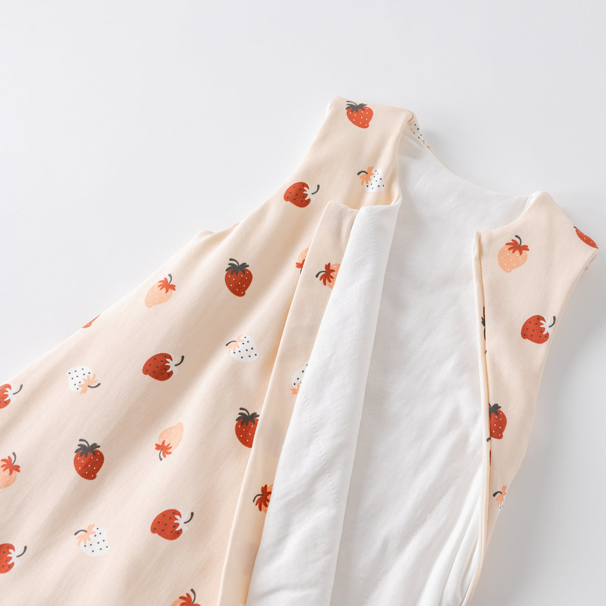 Saco de Dormir Forma Gota - Frutillas - TOG 1 | Mamás Mateas