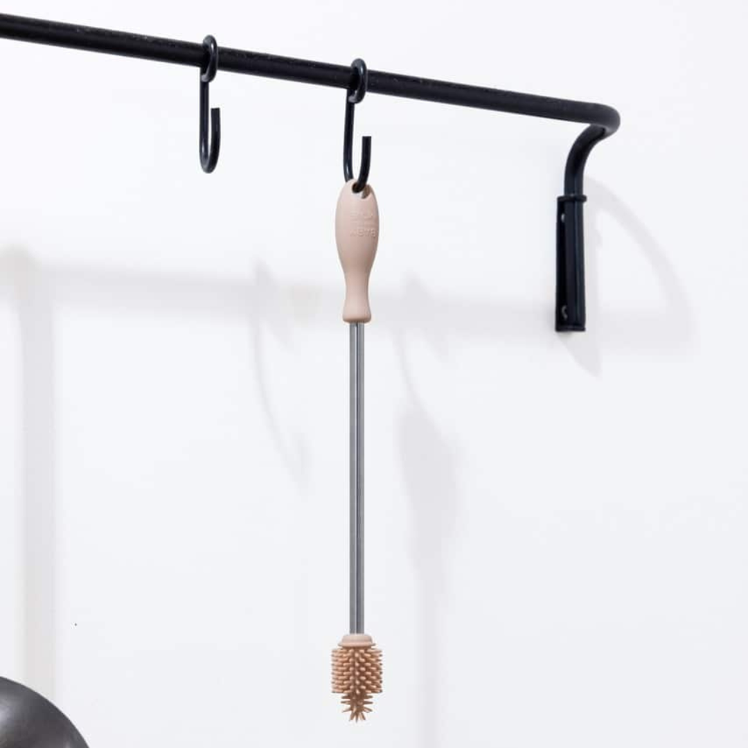 Cepillo de Limpieza para Mamaderas Yummy - Blush | Baby on the Move