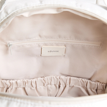Mochila Maternal Quilt - Beige con Flores Blancas | Lounge