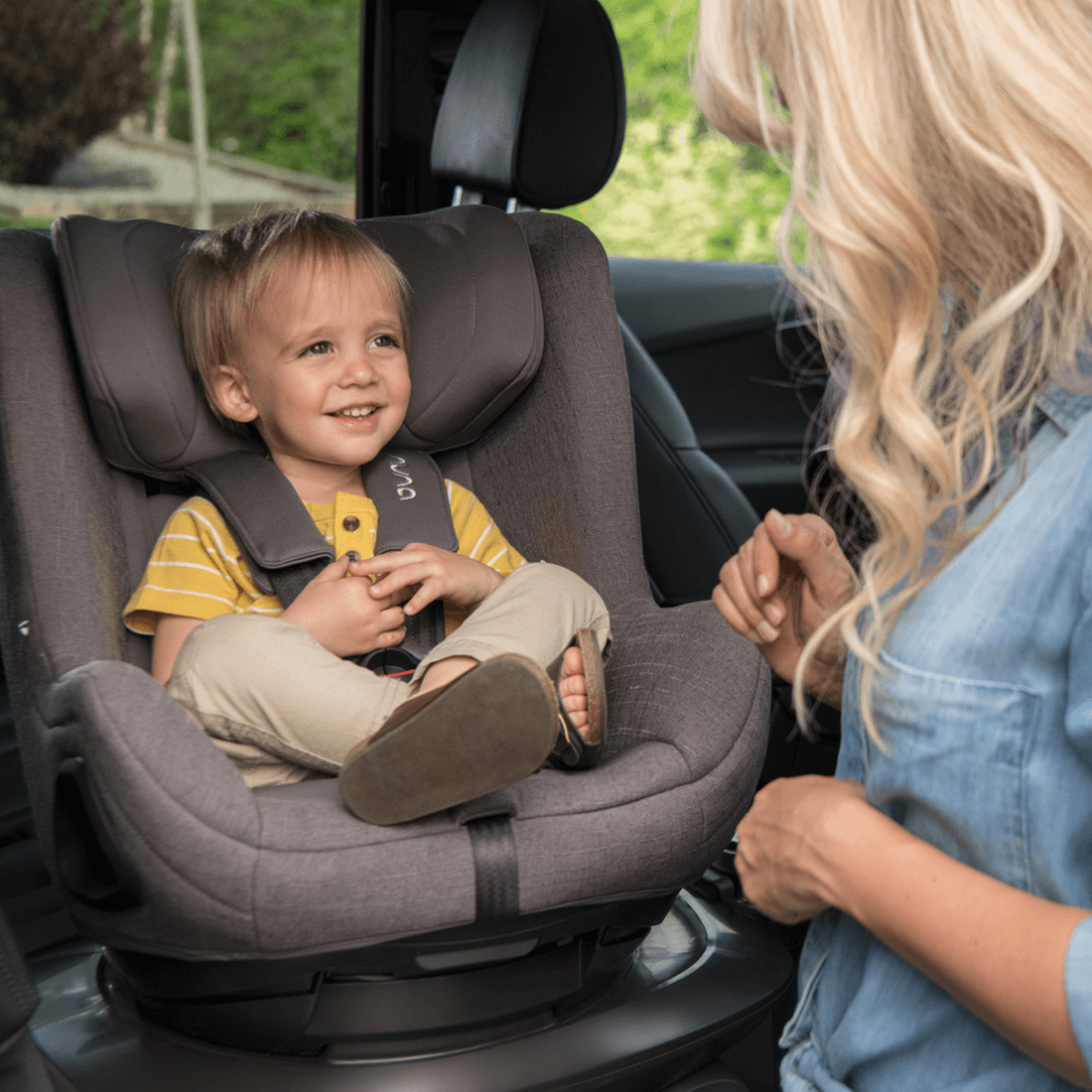 Silla de Auto Convertible Todl™ Next - Caviar | Nuna