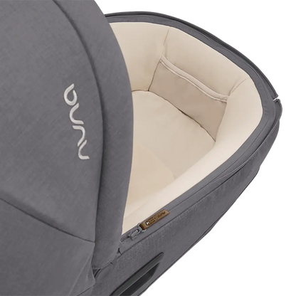 Moises Cari™ Next - Granite | Nuna