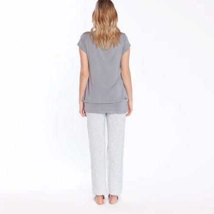 Pijama Maternal para Embarazo y Lactancia de Algodón Pima - Ramitas Grices | Nala Maternity
