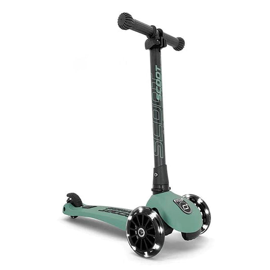 Scooter Highwaykick 3 LED - Forest | Scoot and Ride