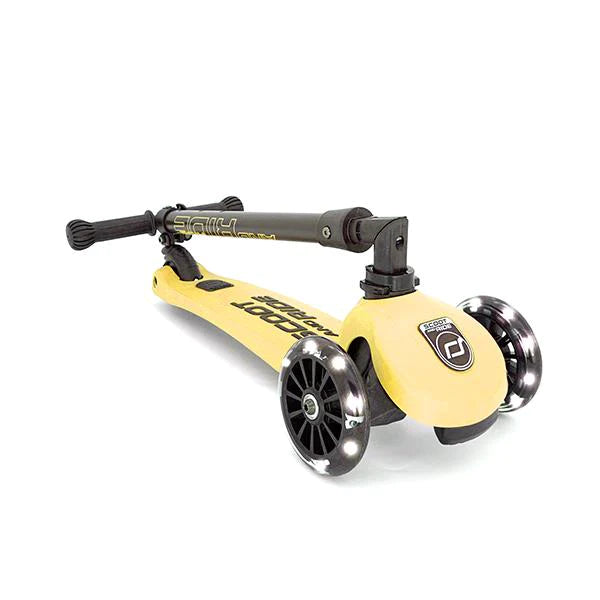 Highwaykick 3 LED Scooter - Lemon