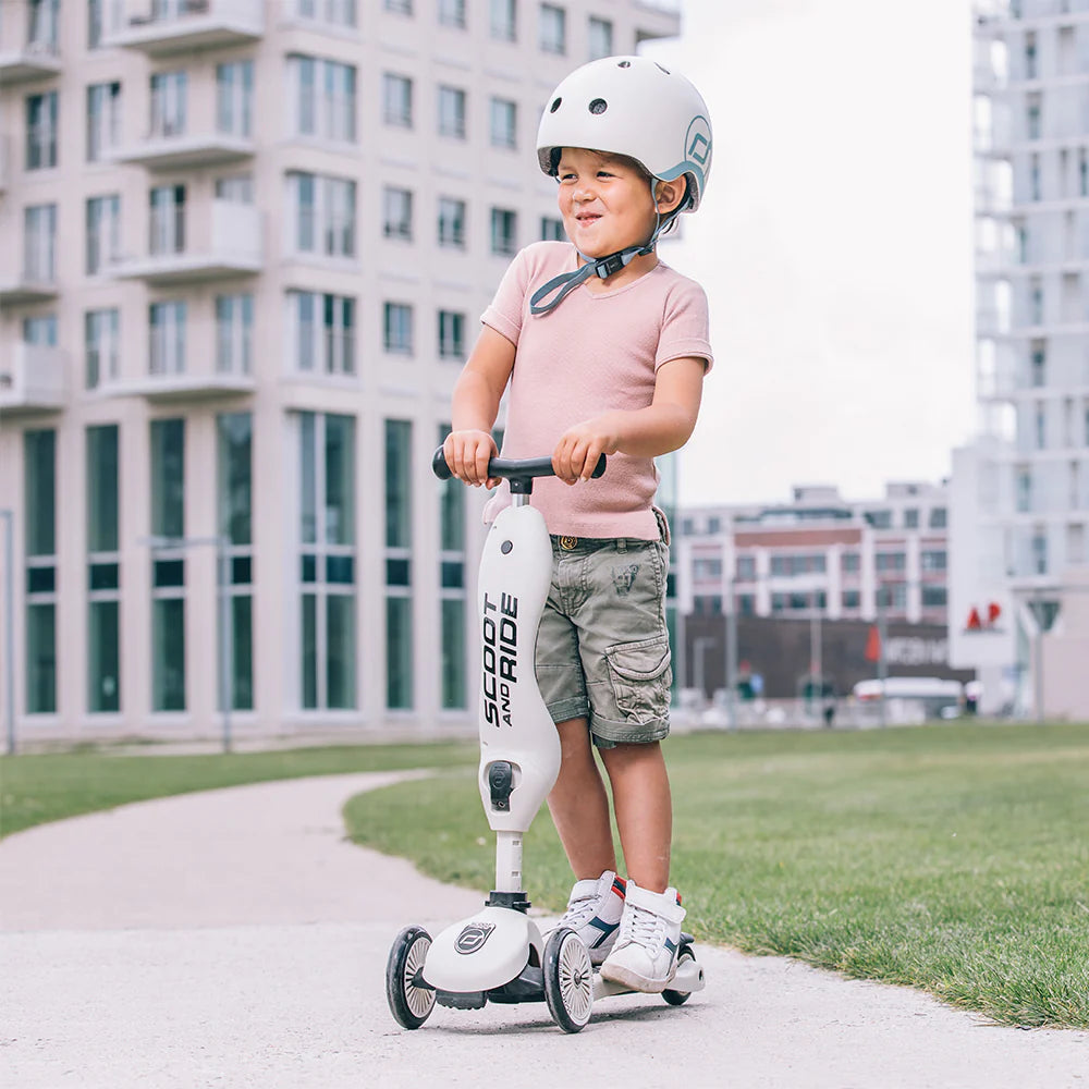 Casco Ajustable - Ash | Scoot and Ride