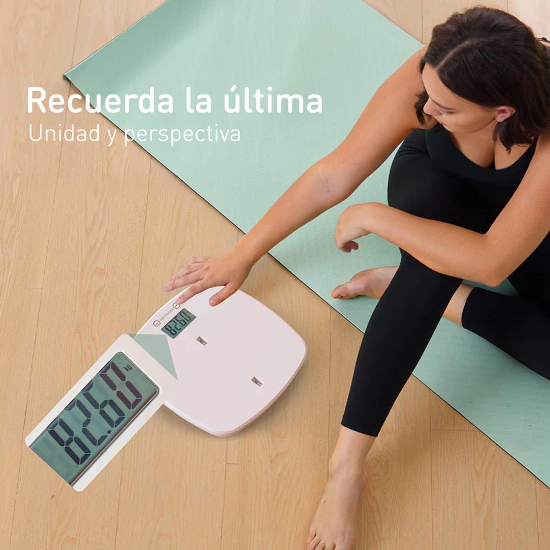 Balanza para bebé 2 - 1 con medidor de peso y altura - MOMCOZY - Mini Nuts - Expertos en sillas de auto y coches de paseo