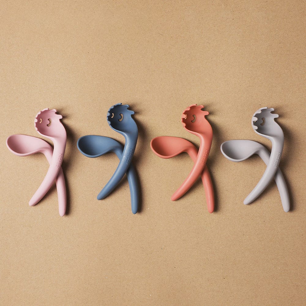 Set de Cubiertos Curvos de Silicona - Gris | haakaa