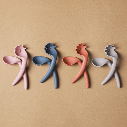 Set de Cubiertos Curvos de Silicona - Gris | haakaa