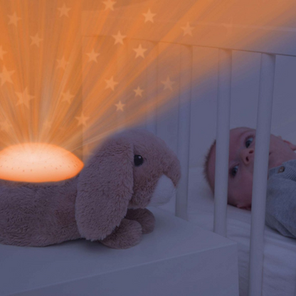 Peluche con Proyector de Estrellas y Melodías Relajantes - Ruby the Rabbit | Zazu