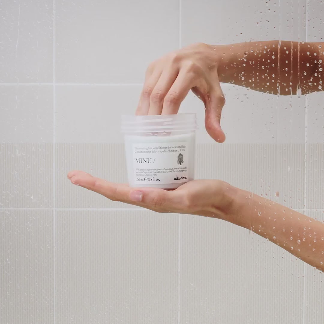 Load video: DAVINES MINU Conditioner