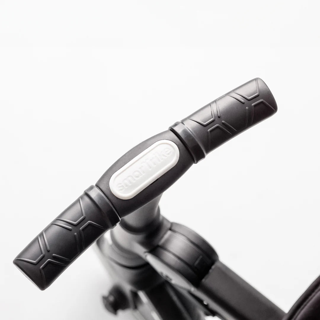 Coche Triciclo Traveler - Onyx Black | Smartrike